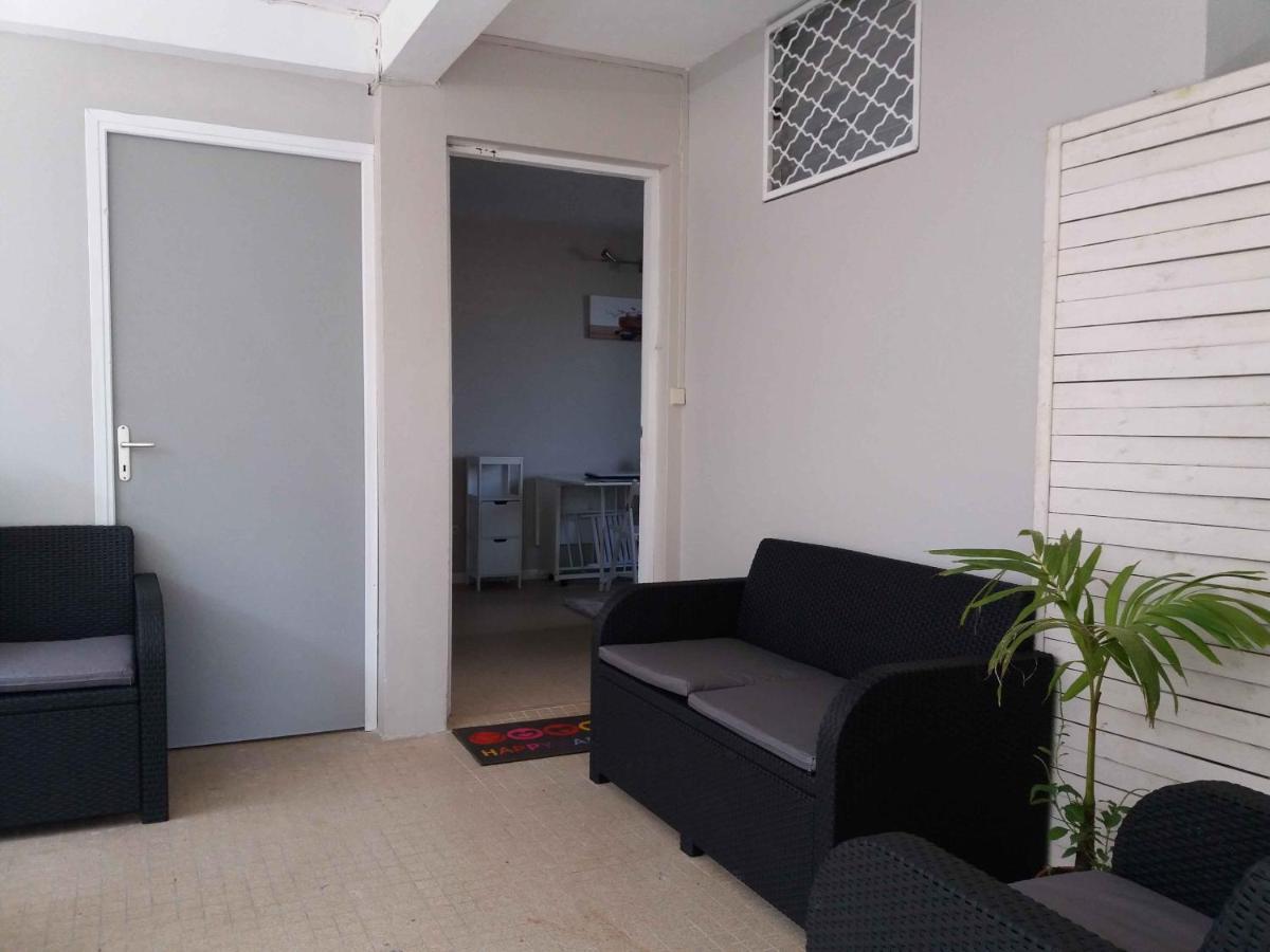 포르드프랑스 Agreable F2, Jardin, Garage, Fibre, Clim Ch 아파트 외부 사진