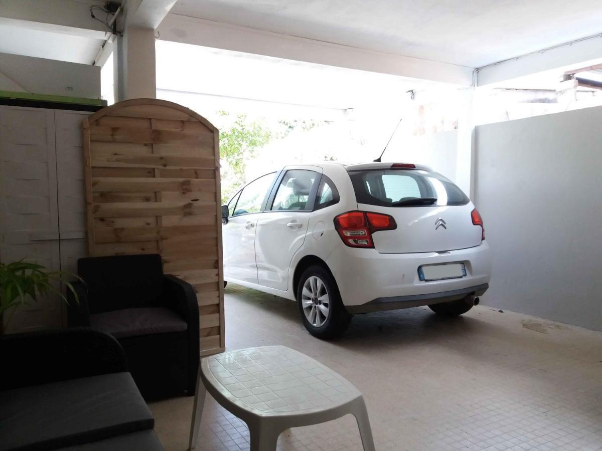 포르드프랑스 Agreable F2, Jardin, Garage, Fibre, Clim Ch 아파트 외부 사진