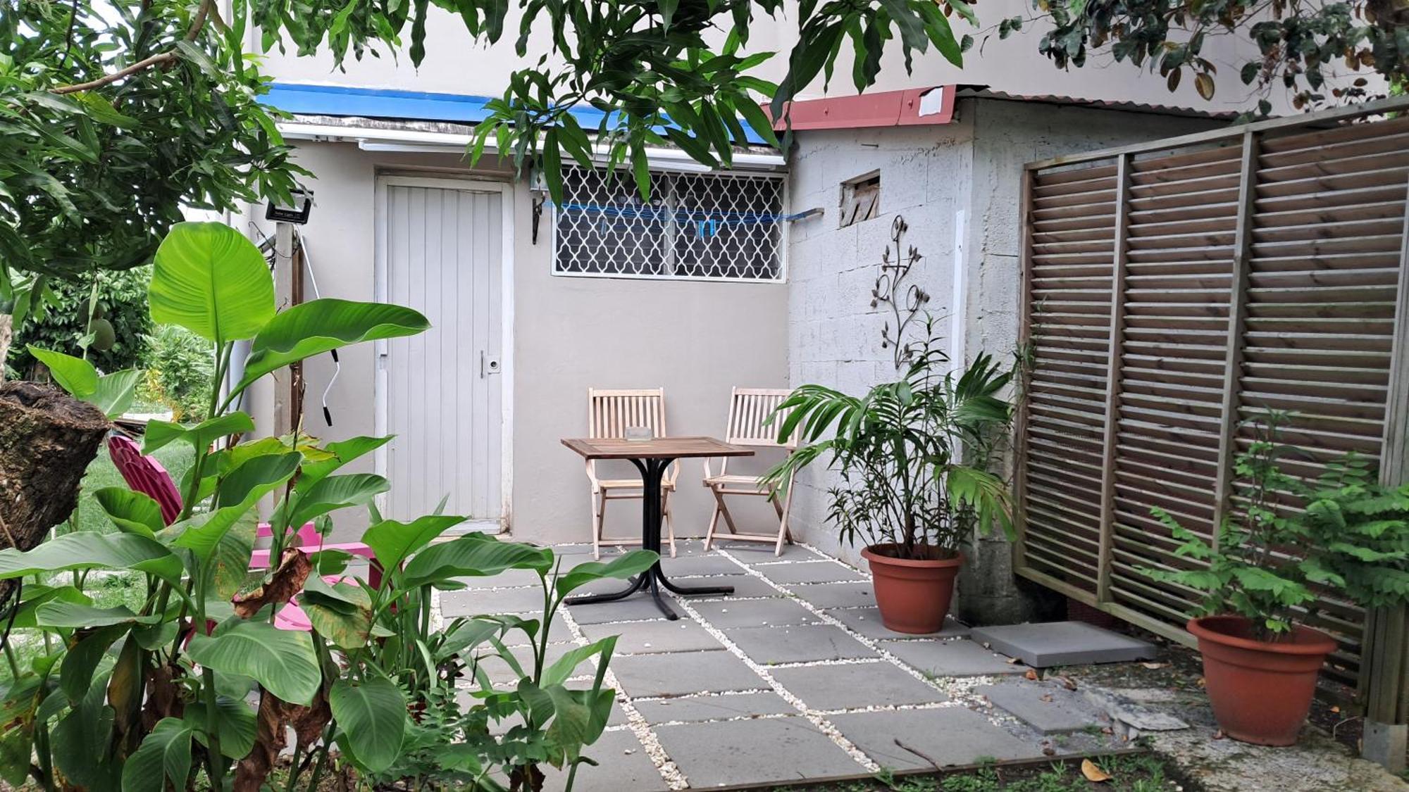 포르드프랑스 Agreable F2, Jardin, Garage, Fibre, Clim Ch 아파트 외부 사진